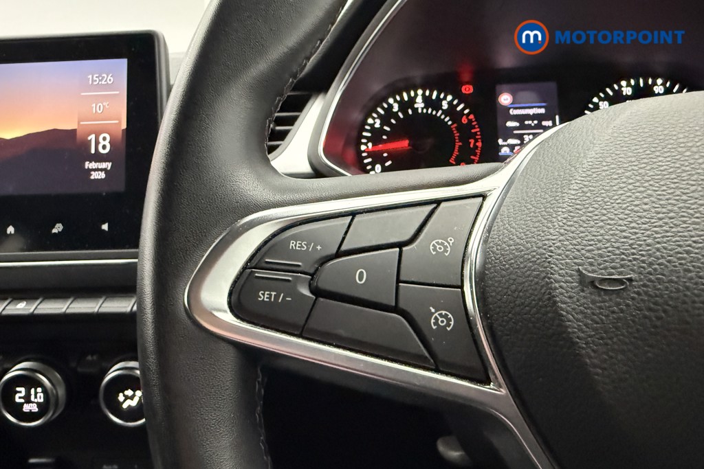 Renault Captur Iconic Manual Petrol SUV - Stock Number (1616400) - 7th supplementary image