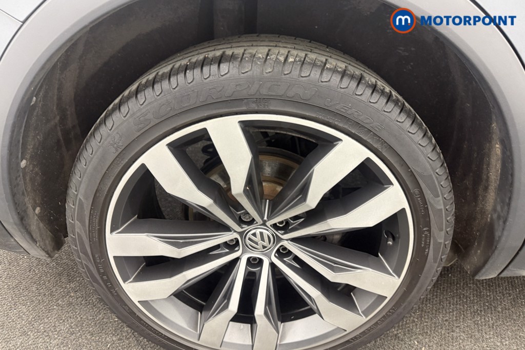 Volkswagen Tiguan Allspace R-Line Tech Automatic Petrol SUV - Stock Number (1616461) - 7th supplementary image