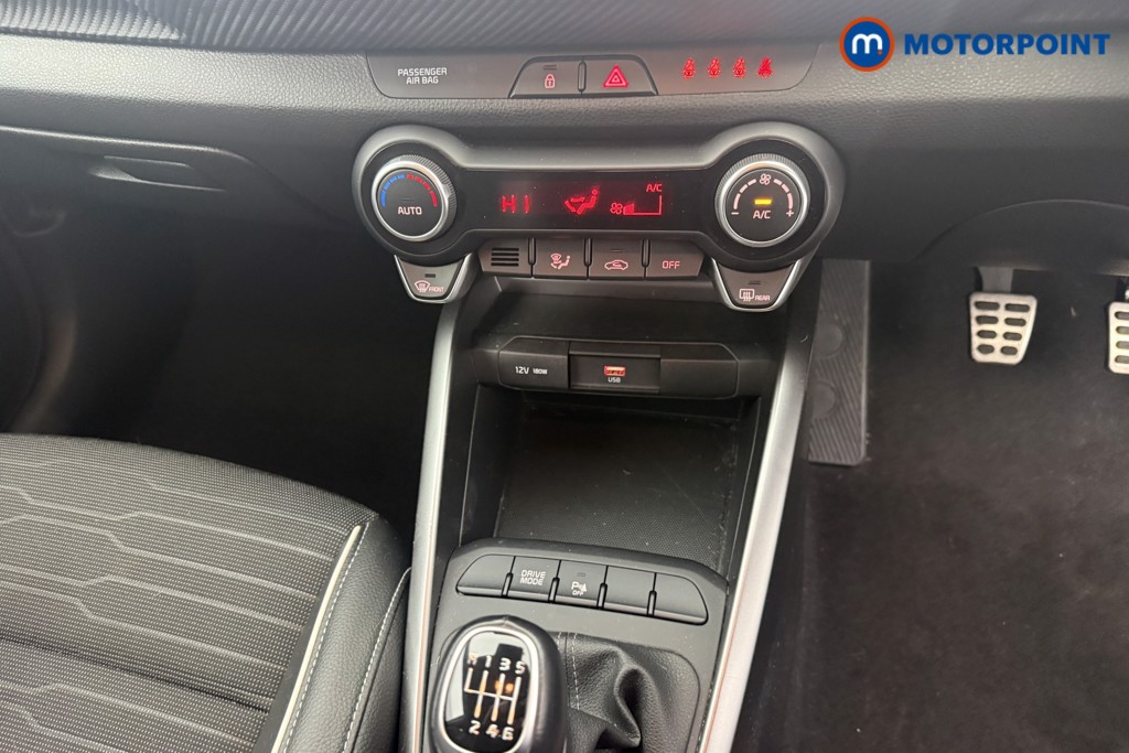 KIA Stonic Gt-Line Manual Petrol SUV - Stock Number (1616598) - 16th supplementary image