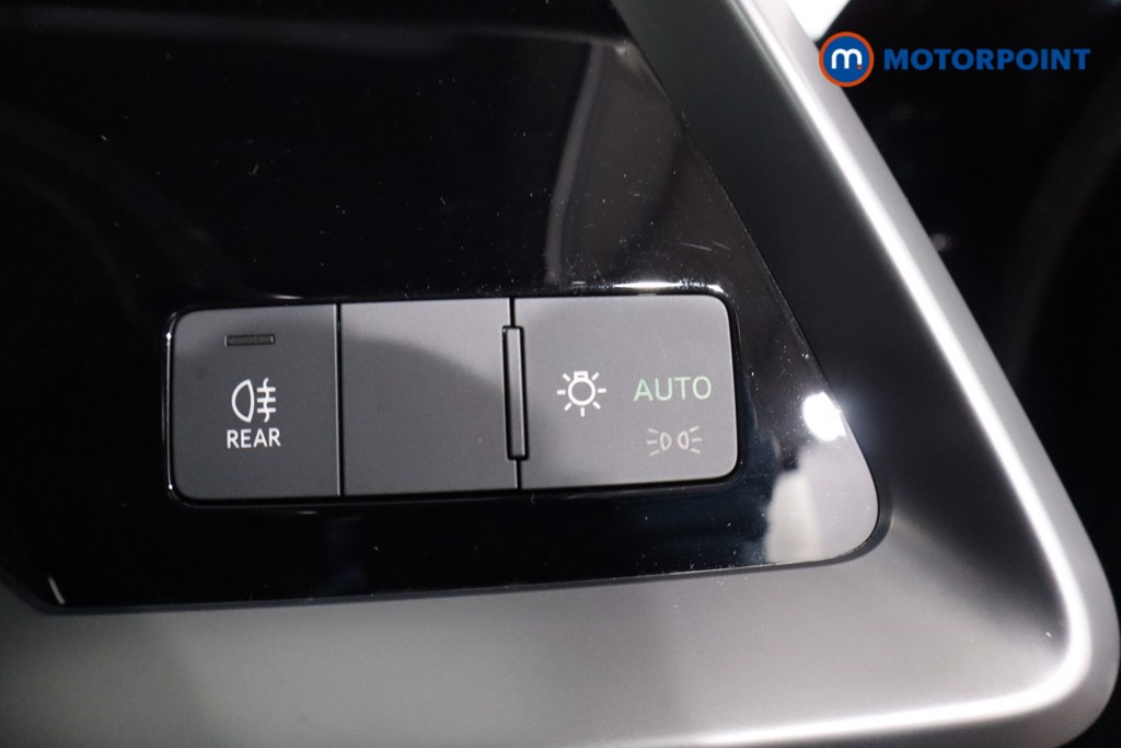 Audi A3 Sport Manual Petrol Saloon - Stock Number (1616690) - 22nd supplementary image