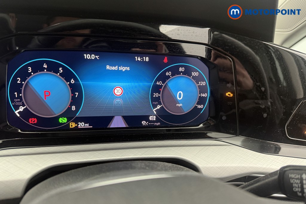 Volkswagen Golf Life Automatic Petrol Hatchback - Stock Number (1616726) - 17th supplementary image