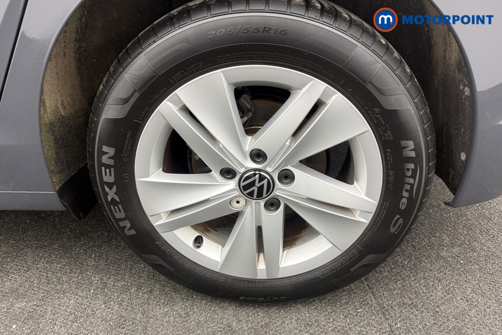 Volkswagen Golf Life Automatic Petrol Hatchback - Stock Number (1616726) - 29th supplementary image