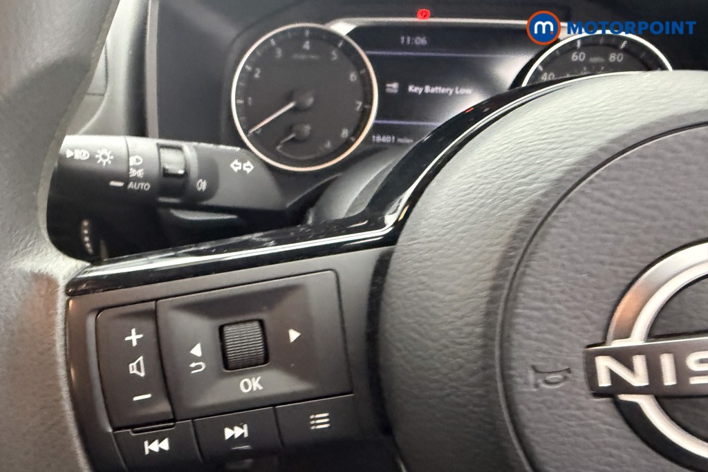 Nissan Qashqai Visia Manual Petrol SUV - Stock Number (1616740) - 14th supplementary image