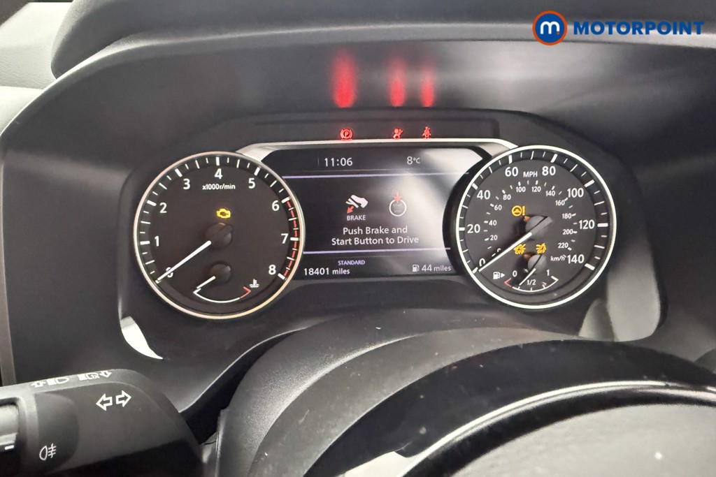 Nissan Qashqai Visia Manual Petrol SUV - Stock Number (1616740) - 16th supplementary image