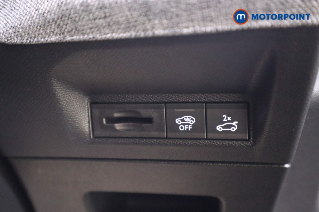 Peugeot 5008 GT Automatic Petrol SUV - Stock Number (1616950) - 12th supplementary image