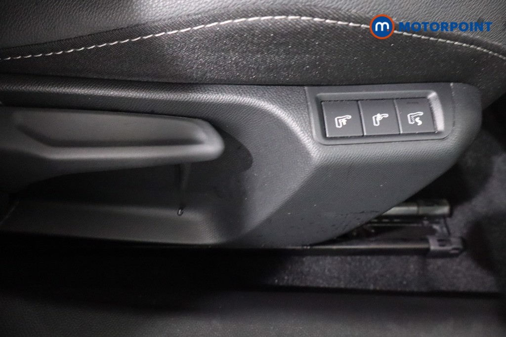 Vauxhall Mokka Ultimate Automatic Electric SUV - Stock Number (1617000) - 22nd supplementary image