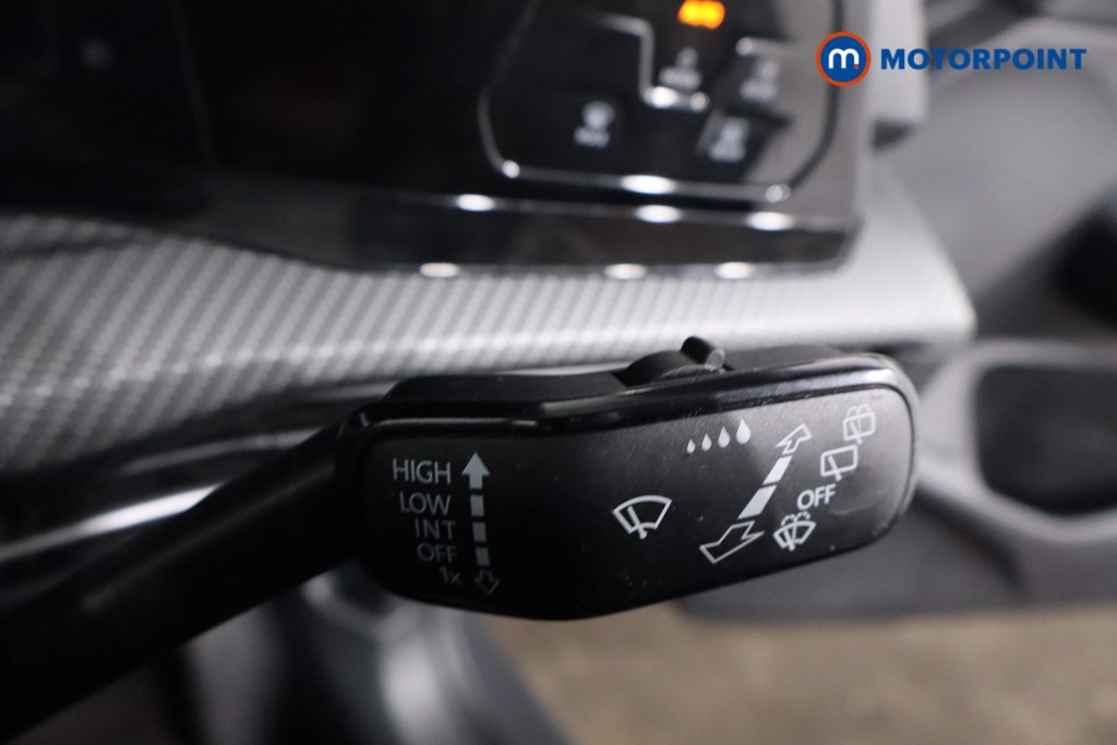 Volkswagen Golf R-Line Manual Petrol Hatchback - Stock Number (1617113) - 18th supplementary image