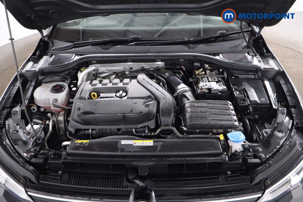 Volkswagen Golf R-Line Manual Petrol Hatchback - Stock Number (1617113) - 31st supplementary image