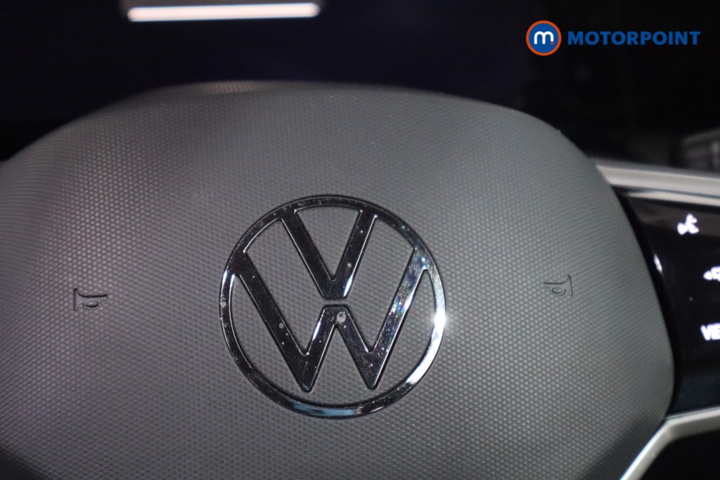 Volkswagen Golf R-Line Automatic Petrol Hatchback - Stock Number (1617136) - 17th supplementary image