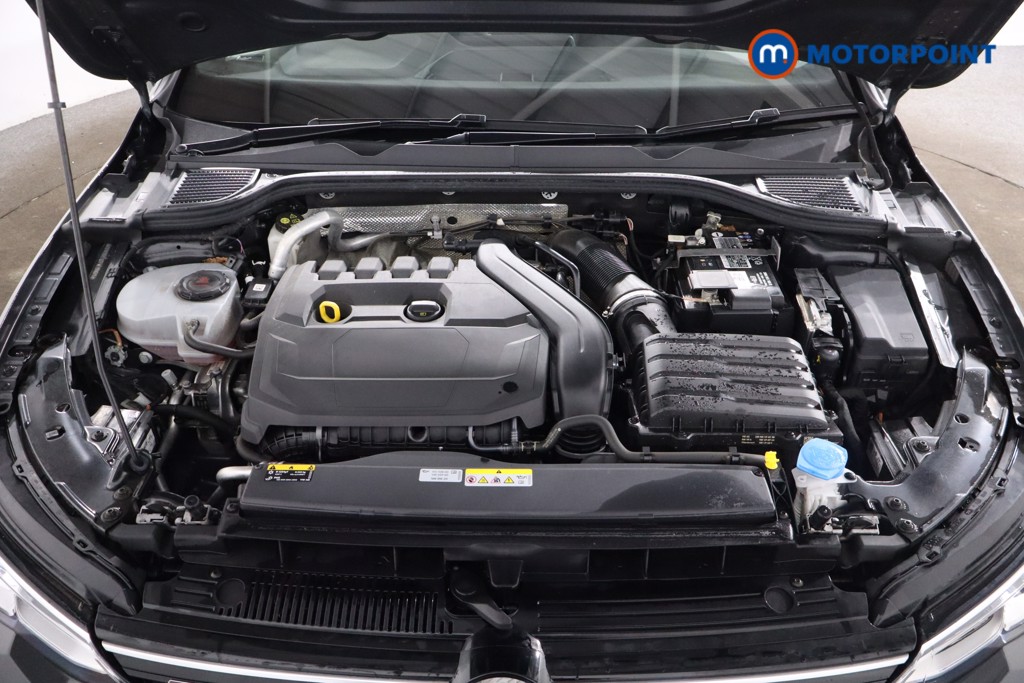 Volkswagen Golf R-Line Automatic Petrol Hatchback - Stock Number (1617136) - 31st supplementary image