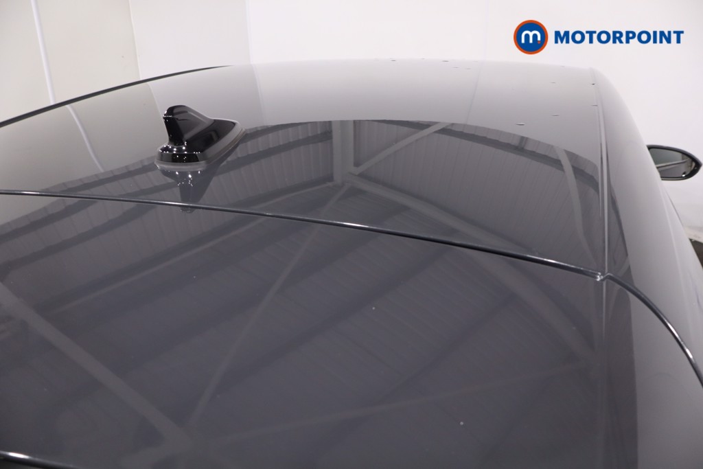 Volkswagen Golf R-Line Automatic Petrol Hatchback - Stock Number (1617136) - 32nd supplementary image