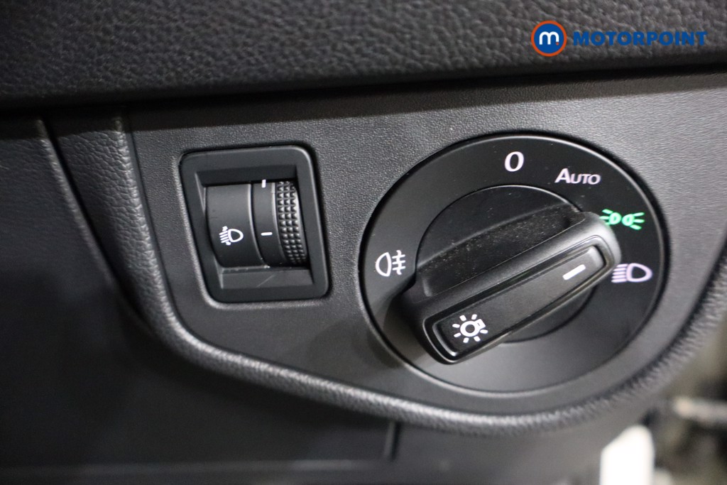 Volkswagen Polo Life Manual Petrol Hatchback - Stock Number (1617579) - 16th supplementary image