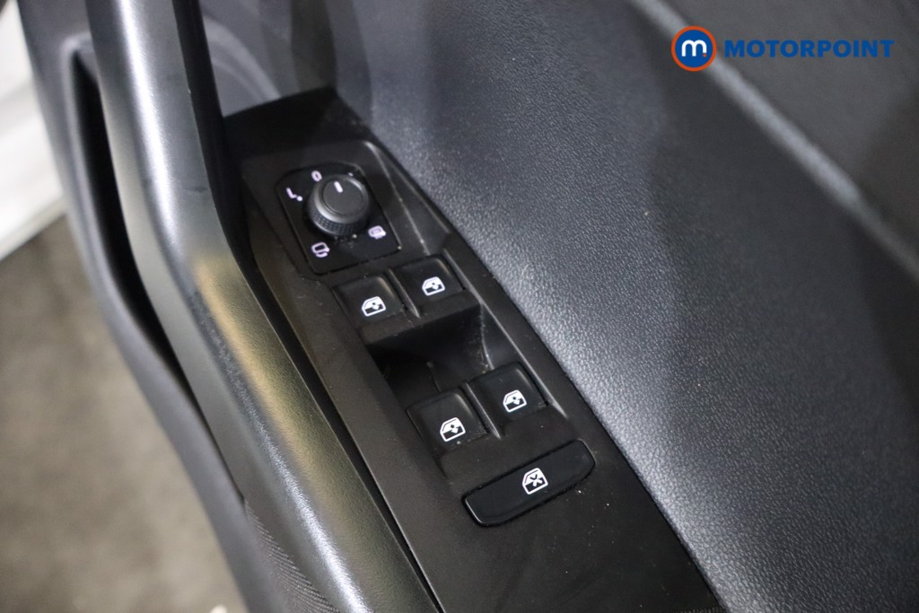 Volkswagen Polo Life Manual Petrol Hatchback - Stock Number (1617579) - 17th supplementary image