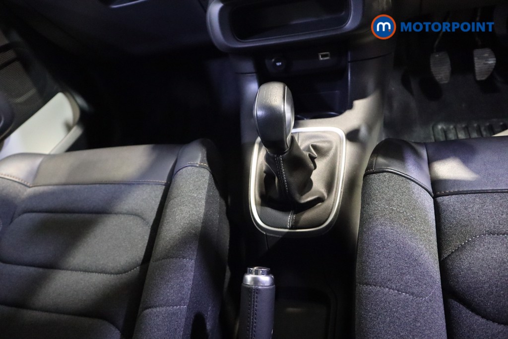 Citroen C3 Shine Plus Manual Petrol Hatchback - Stock Number (1617616) - 6th supplementary image