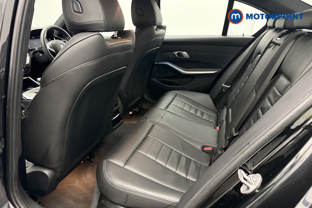 BMW 3 Series M Sport Automatic Petrol Plug-In Hybrid Saloon - Stock Number (1617624) - 4th supplementary image