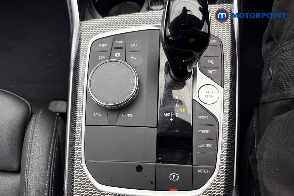 BMW 3 Series M Sport Automatic Petrol Plug-In Hybrid Saloon - Stock Number (1617624) - 16th supplementary image