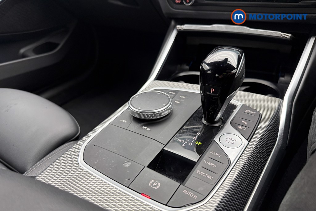 BMW 3 Series M Sport Automatic Petrol Plug-In Hybrid Saloon - Stock Number (1617624) - 17th supplementary image