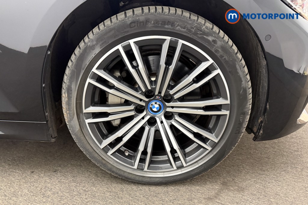 BMW 3 Series M Sport Automatic Petrol Plug-In Hybrid Saloon - Stock Number (1617624) - 24th supplementary image