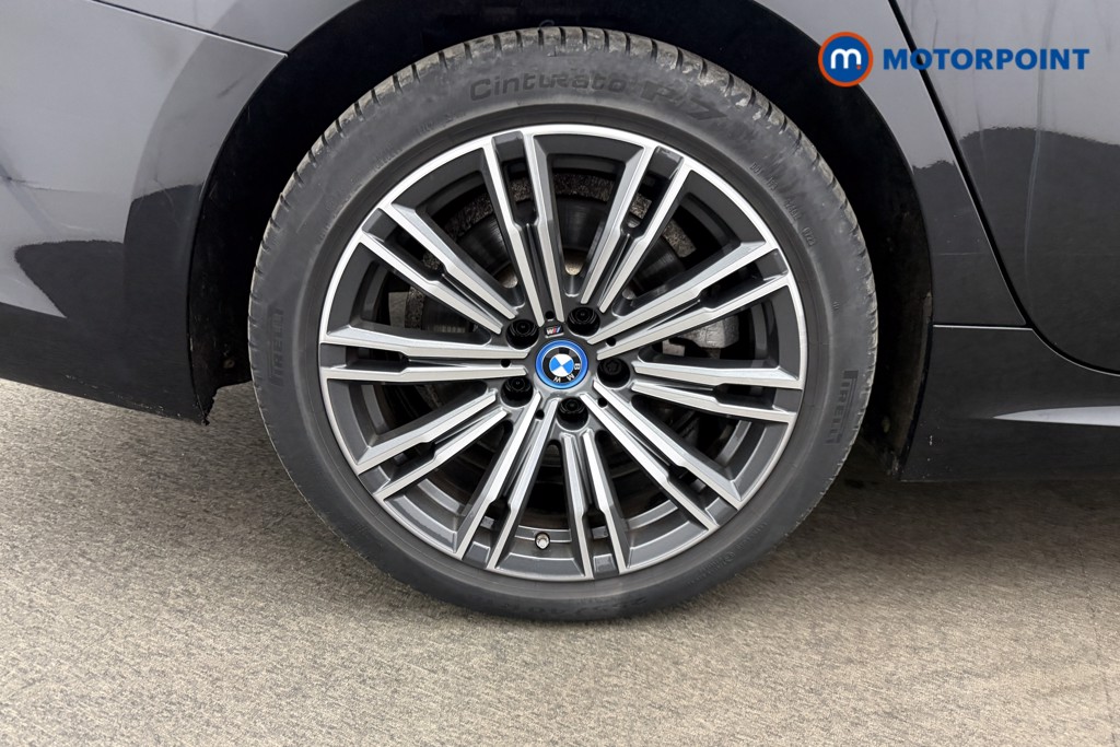 BMW 3 Series M Sport Automatic Petrol Plug-In Hybrid Saloon - Stock Number (1617624) - 25th supplementary image