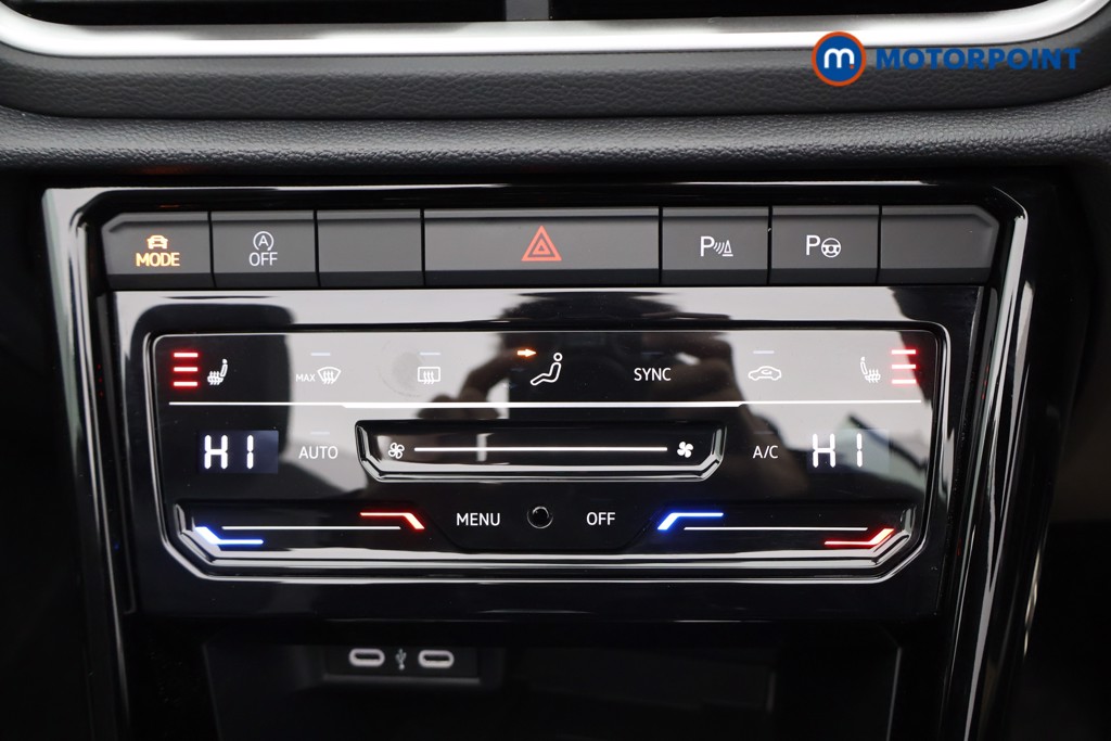 Volkswagen T-Roc R-Line Automatic Petrol Convertible - Stock Number (1617703) - 16th supplementary image