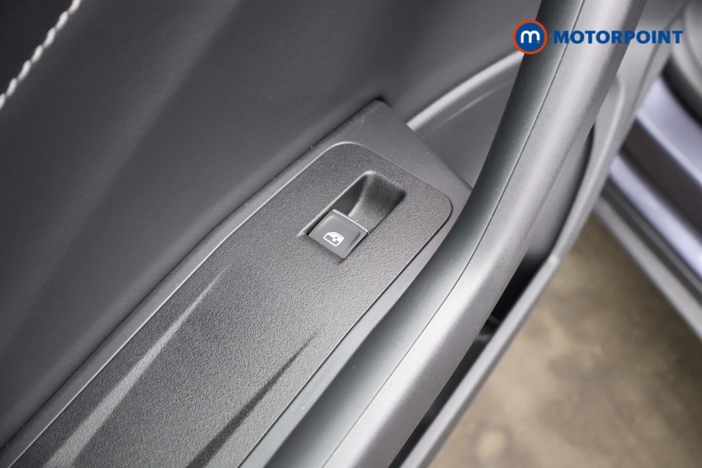 Volkswagen T-Roc R-Line Automatic Petrol Convertible - Stock Number (1617703) - 32nd supplementary image