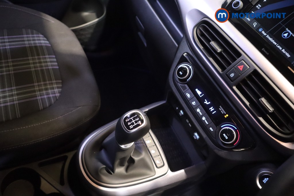 Hyundai I10 Premium Manual Petrol Hatchback - Stock Number (1618478) - 8th supplementary image