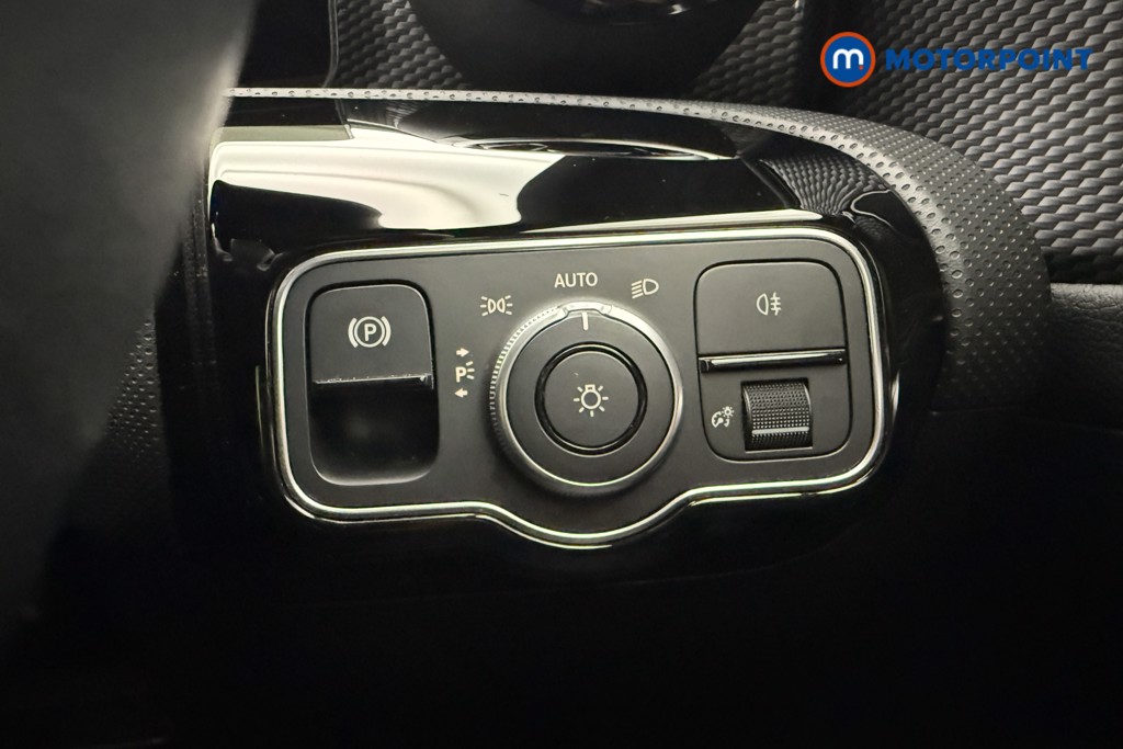 Mercedes-Benz A Class Sport Executive Edition Automatic Petrol Hatchback - Stock Number (1589325) - 19th supplementary image