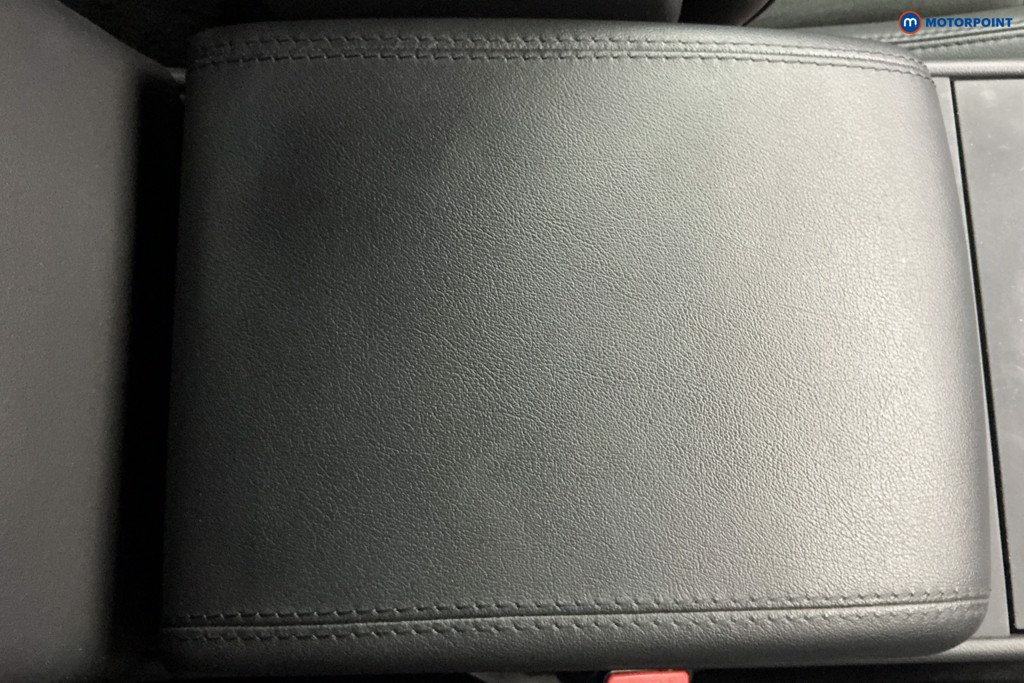 Jaguar F-Type R-Dynamic Automatic Petrol Coupe - Stock Number (1594161) - 13th supplementary image