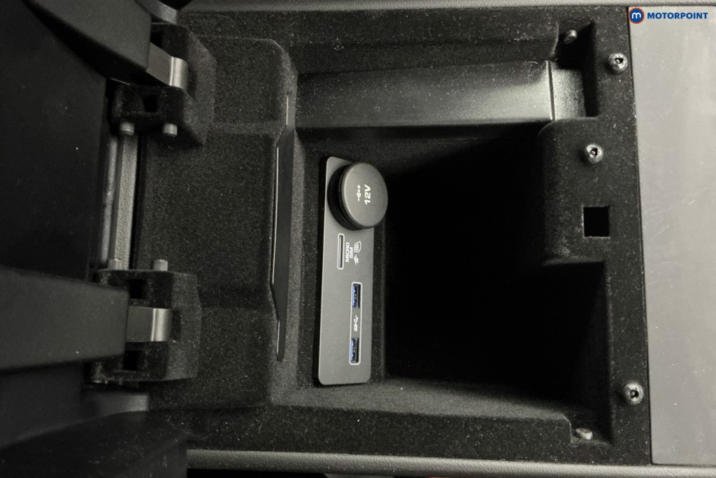 Jaguar F-Type R-Dynamic Automatic Petrol Coupe - Stock Number (1594161) - 16th supplementary image