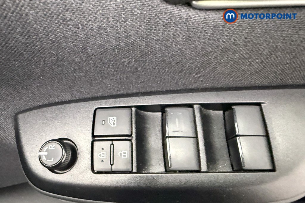 Toyota Yaris Cross Icon Automatic Petrol-Electric Hybrid Estate - Stock Number (1595718) - 18th supplementary image