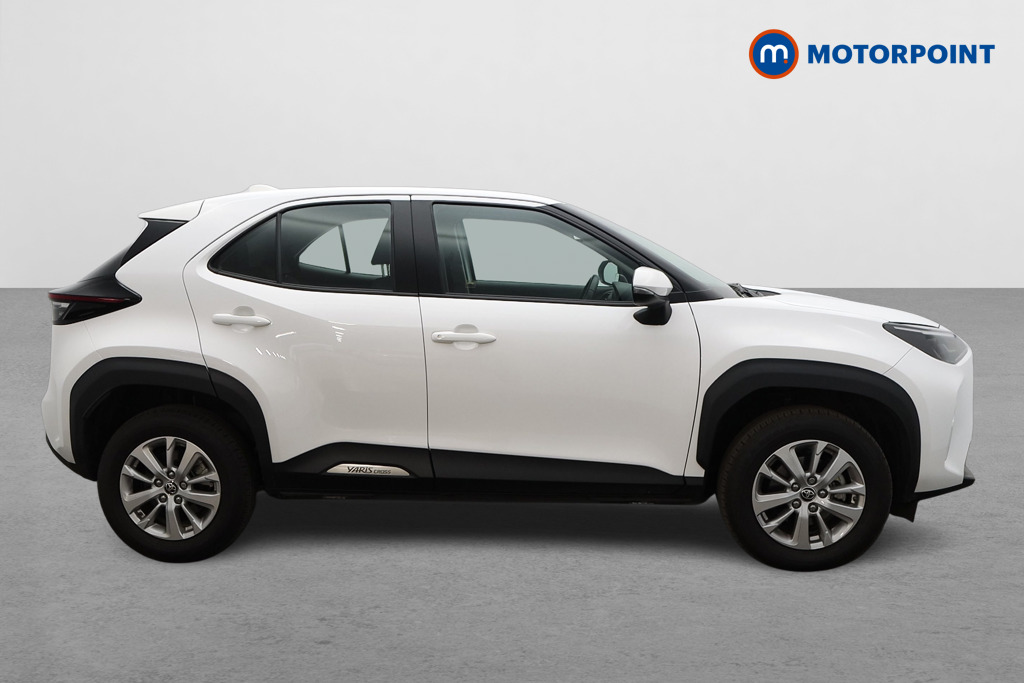 Toyota Yaris Cross Icon Automatic Petrol-Electric Hybrid Estate - Stock Number (1595718) - Drivers side