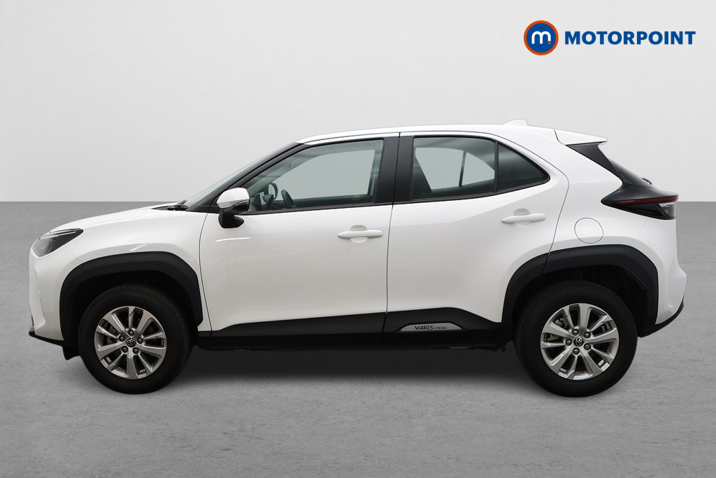 Toyota Yaris Cross Icon Automatic Petrol-Electric Hybrid Estate - Stock Number (1595718) - Passenger side