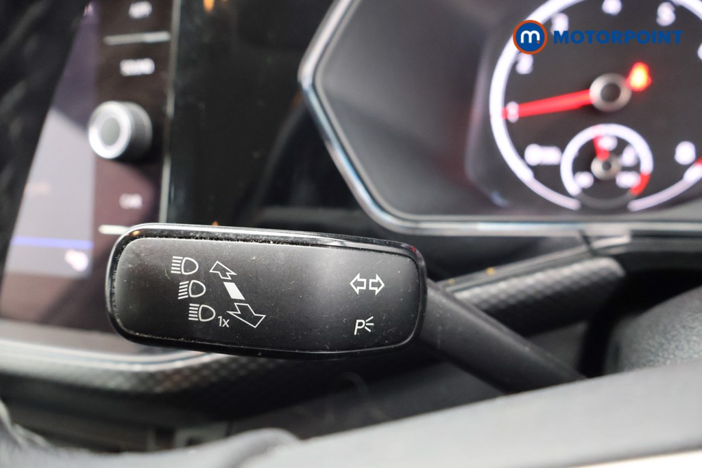 Volkswagen T-Cross SE Manual Petrol SUV - Stock Number (1605943) - 5th supplementary image