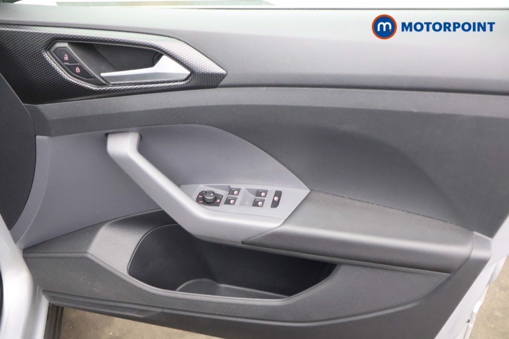 Volkswagen T-Cross SE Manual Petrol SUV - Stock Number (1605943) - 12th supplementary image