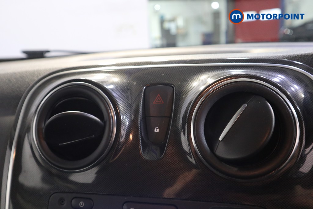 Dacia Sandero Comfort Manual Petrol Hatchback - Stock Number (1606449) - 9th supplementary image