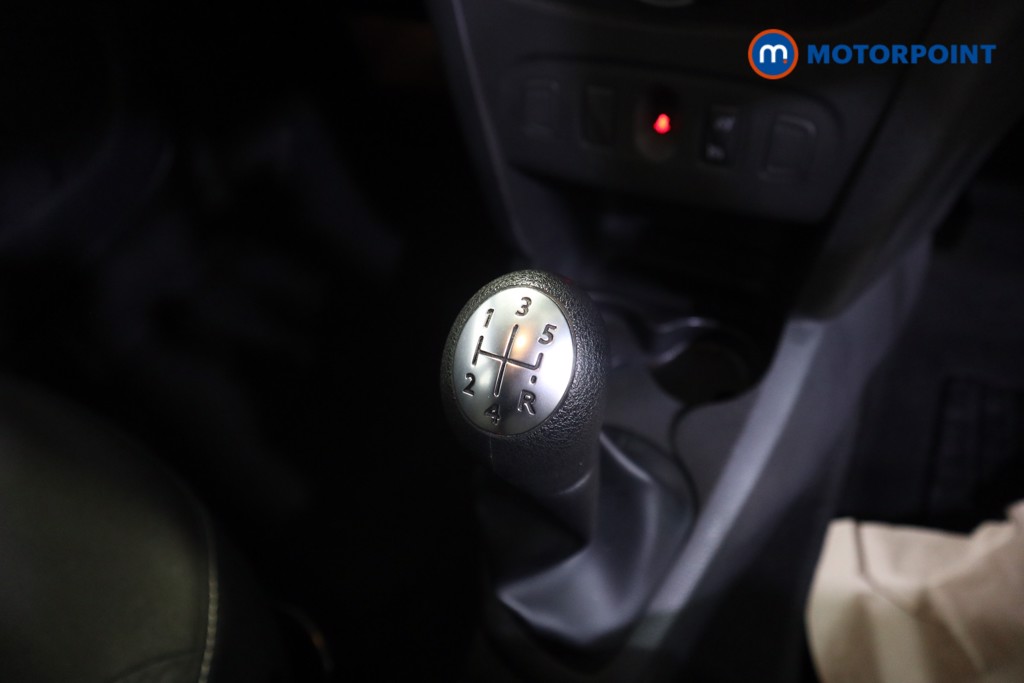 Dacia Sandero Comfort Manual Petrol Hatchback - Stock Number (1606449) - 11th supplementary image