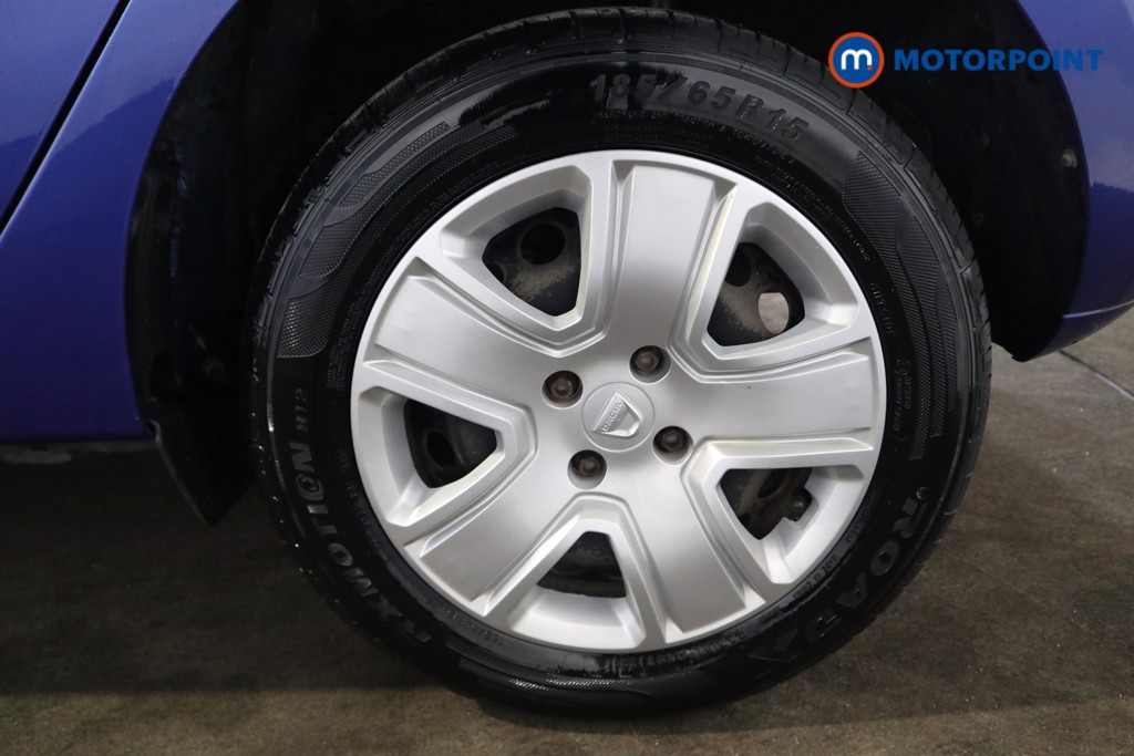 Dacia Sandero Comfort Manual Petrol Hatchback - Stock Number (1606449) - 26th supplementary image