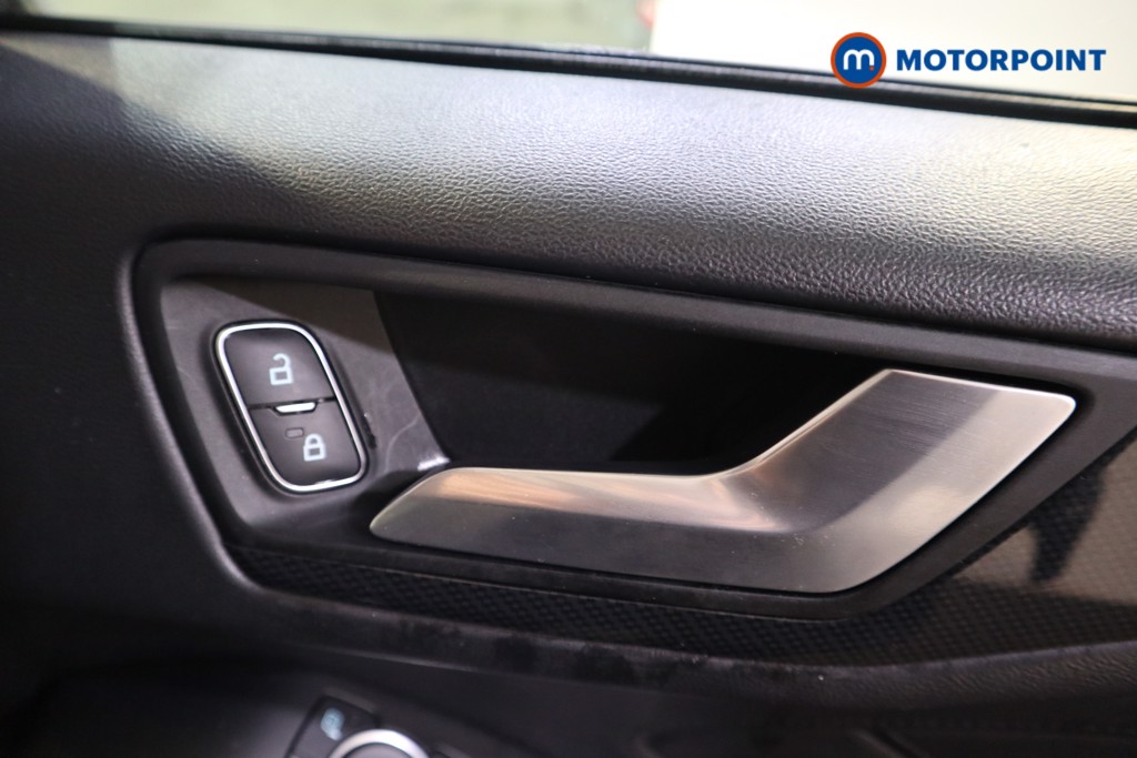 Ford Focus St-Line X Edition Manual Petrol Hatchback - Stock Number (1607992) - 18th supplementary image