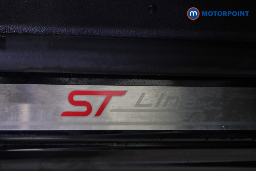 Ford Focus St-Line X Edition Manual Petrol Hatchback - Stock Number (1607992) - 21st supplementary image