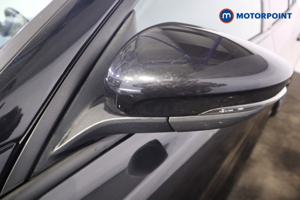 Ford Focus St-Line X Edition Manual Petrol Hatchback - Stock Number (1607992) - 40th supplementary image