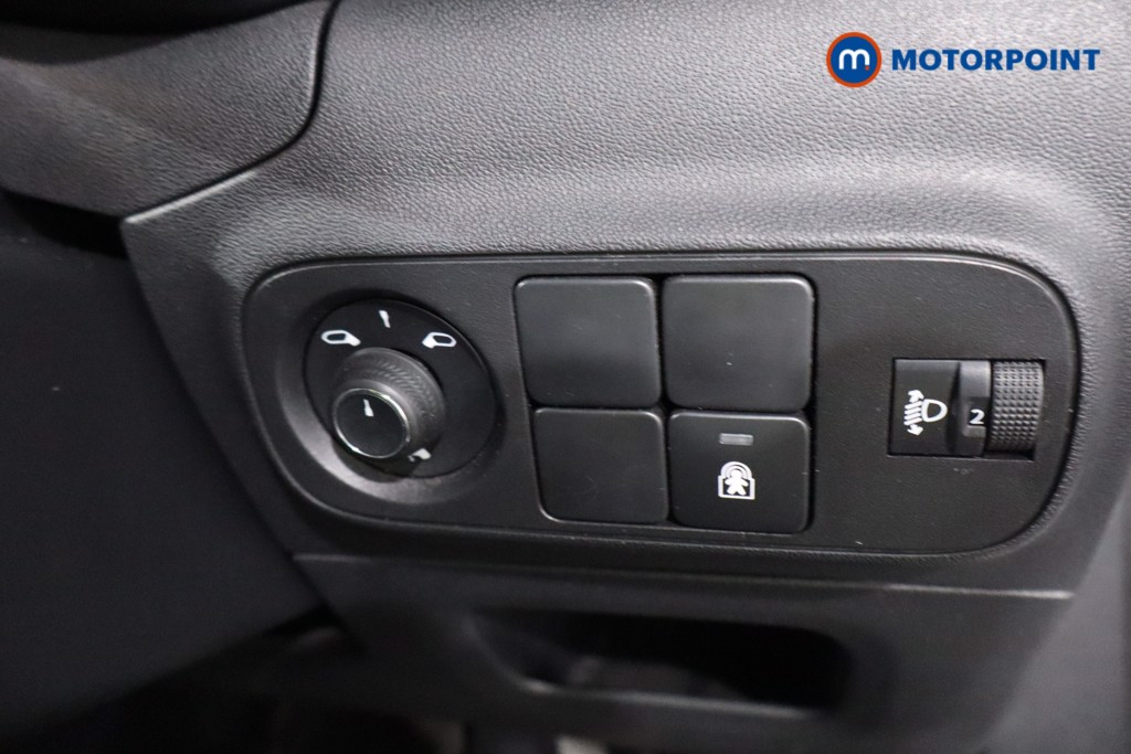 Citroen C3 Shine Plus Manual Petrol Hatchback - Stock Number (1608496) - 17th supplementary image