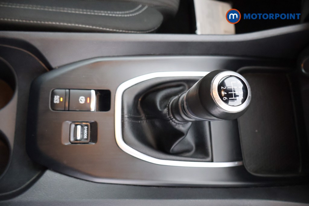 Nissan Qashqai Acenta Premium Manual Petrol SUV - Stock Number (1608498) - 9th supplementary image