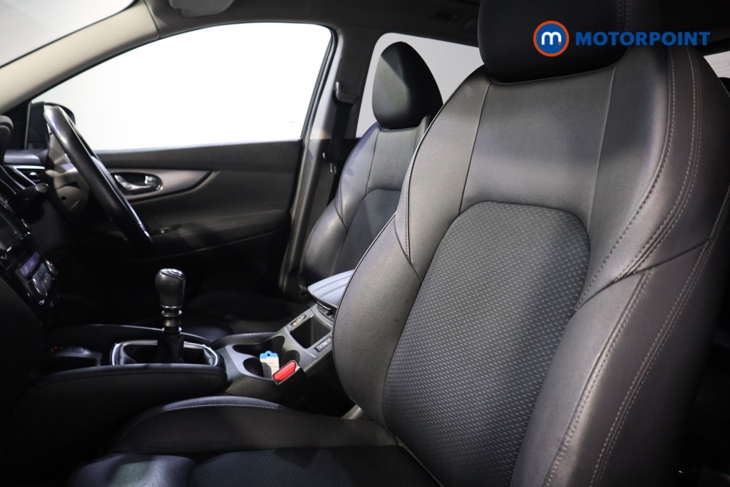 Nissan Qashqai Tekna Manual Petrol SUV - Stock Number (1609856) - 21st supplementary image