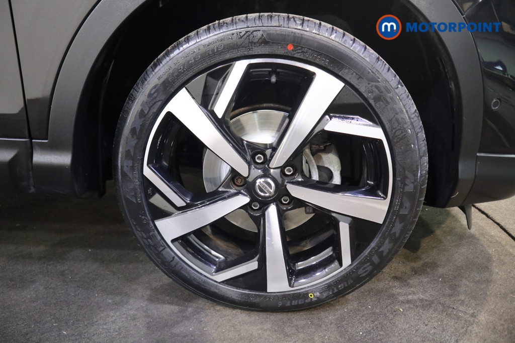 Nissan Qashqai Tekna Manual Petrol SUV - Stock Number (1609856) - 29th supplementary image