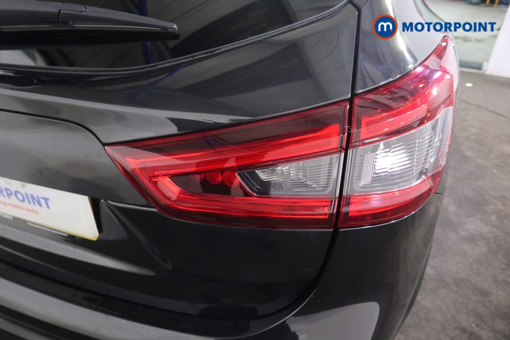 Nissan Qashqai Tekna Manual Petrol SUV - Stock Number (1609856) - 34th supplementary image