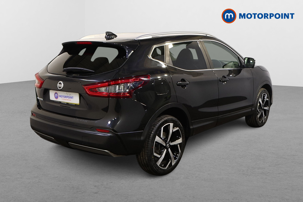 Nissan Qashqai Tekna Manual Petrol SUV - Stock Number (1609856) - Drivers side rear corner
