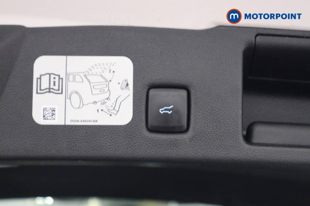 Ford Kuga St-Line X Edition Manual Petrol SUV - Stock Number (1609889) - 29th supplementary image