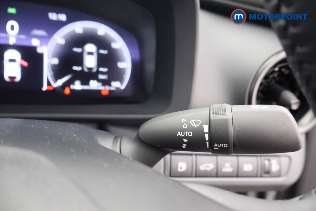 Toyota C-Hr Design Automatic Petrol Plug-In Hybrid SUV - Stock Number (1610245) - 6th supplementary image