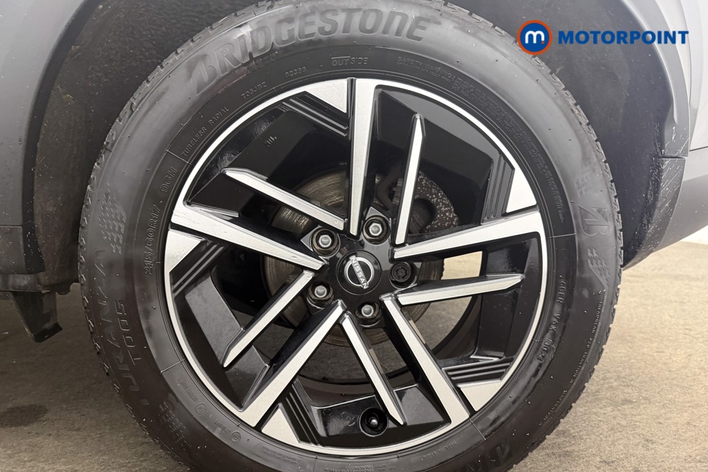 Nissan Juke N-Connecta Manual Petrol SUV - Stock Number (1610398) - 13th supplementary image