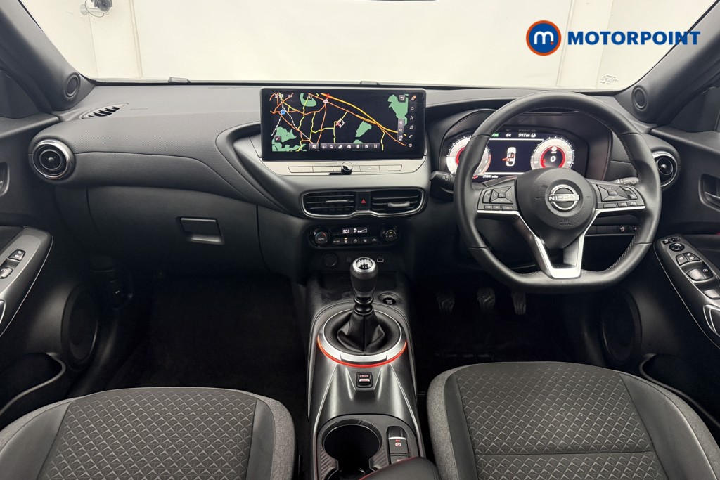 Nissan Juke N-Connecta Manual Petrol SUV - Stock Number (1610398) - 1st supplementary image